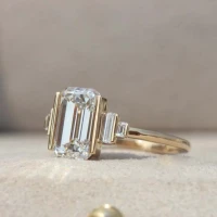 /public/photos/live/5 Stone Emerald Cut Moissanite Woman Gold Ring 816 (3).webp